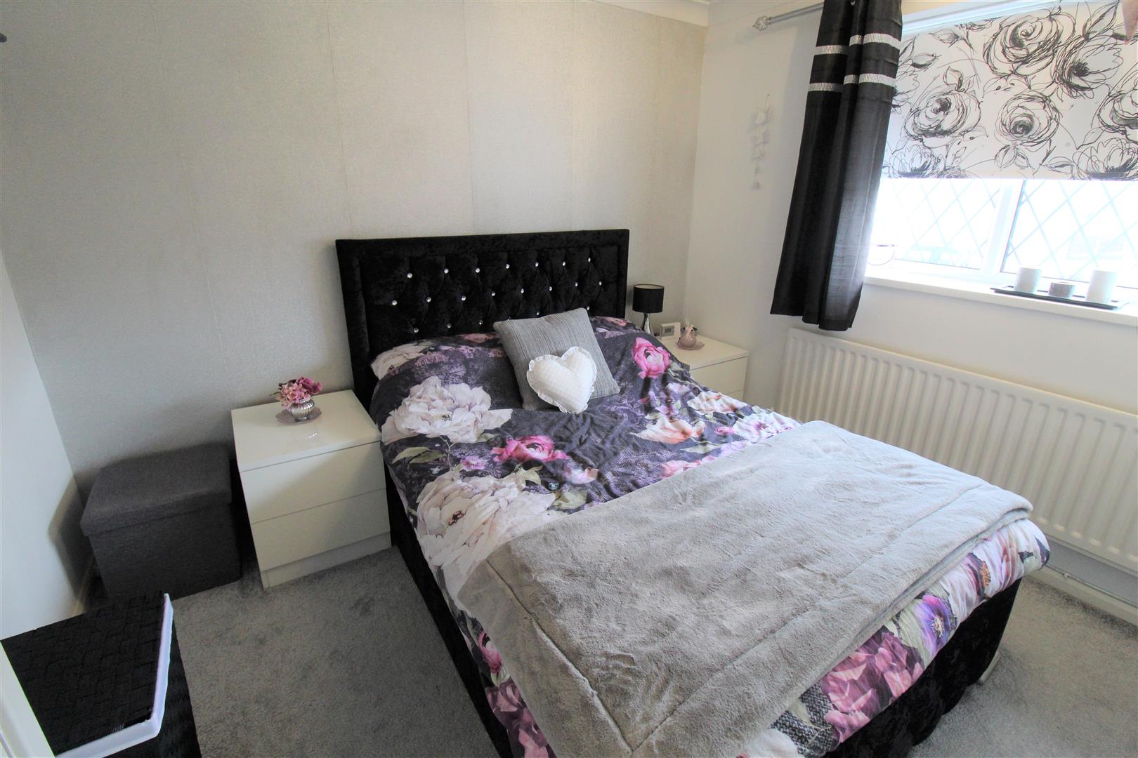Kirkwall Grove, Milton, Stoke-On-Trent